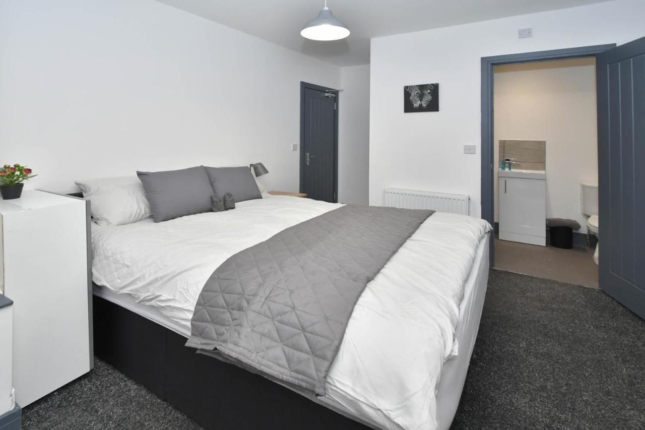 Townhouse @ Princes Road Stoke Exterior photo