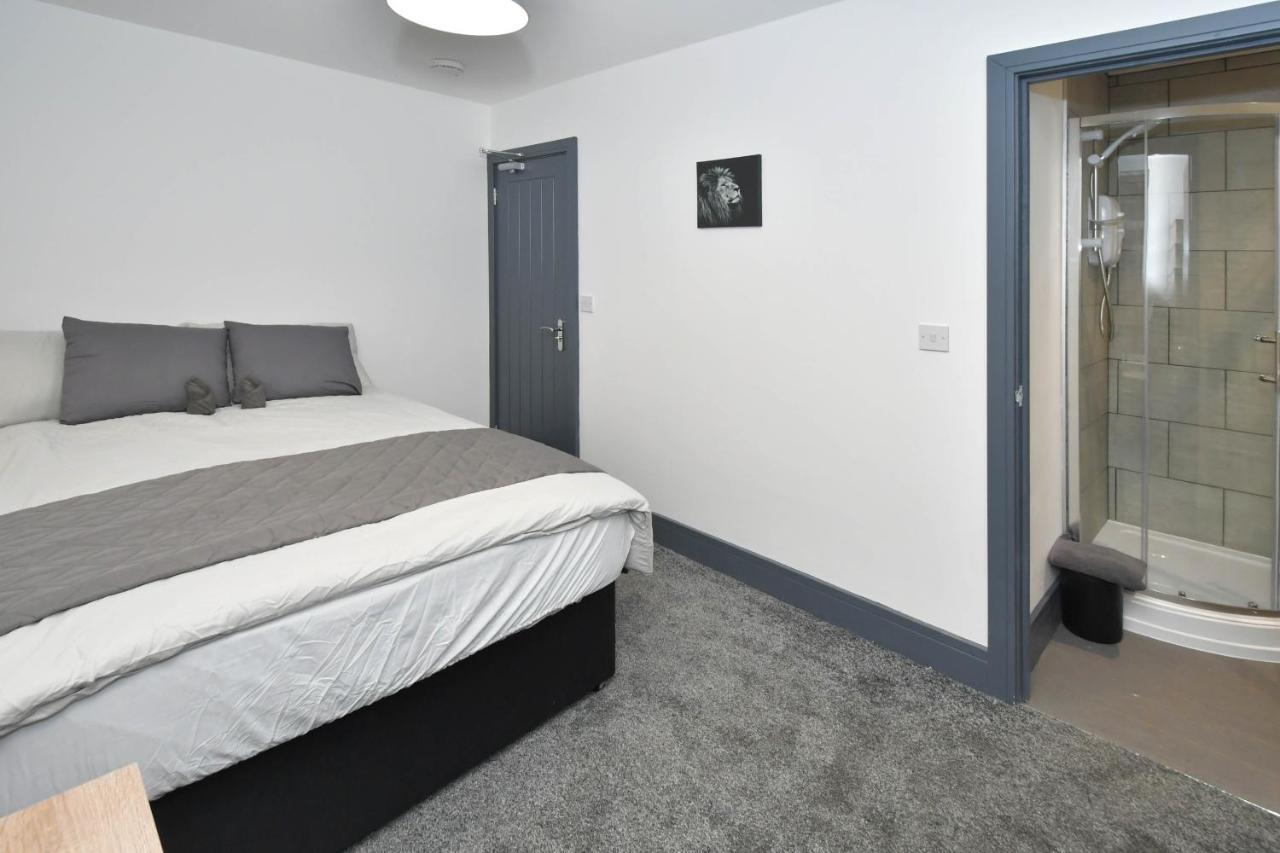 Townhouse @ Princes Road Stoke Exterior photo