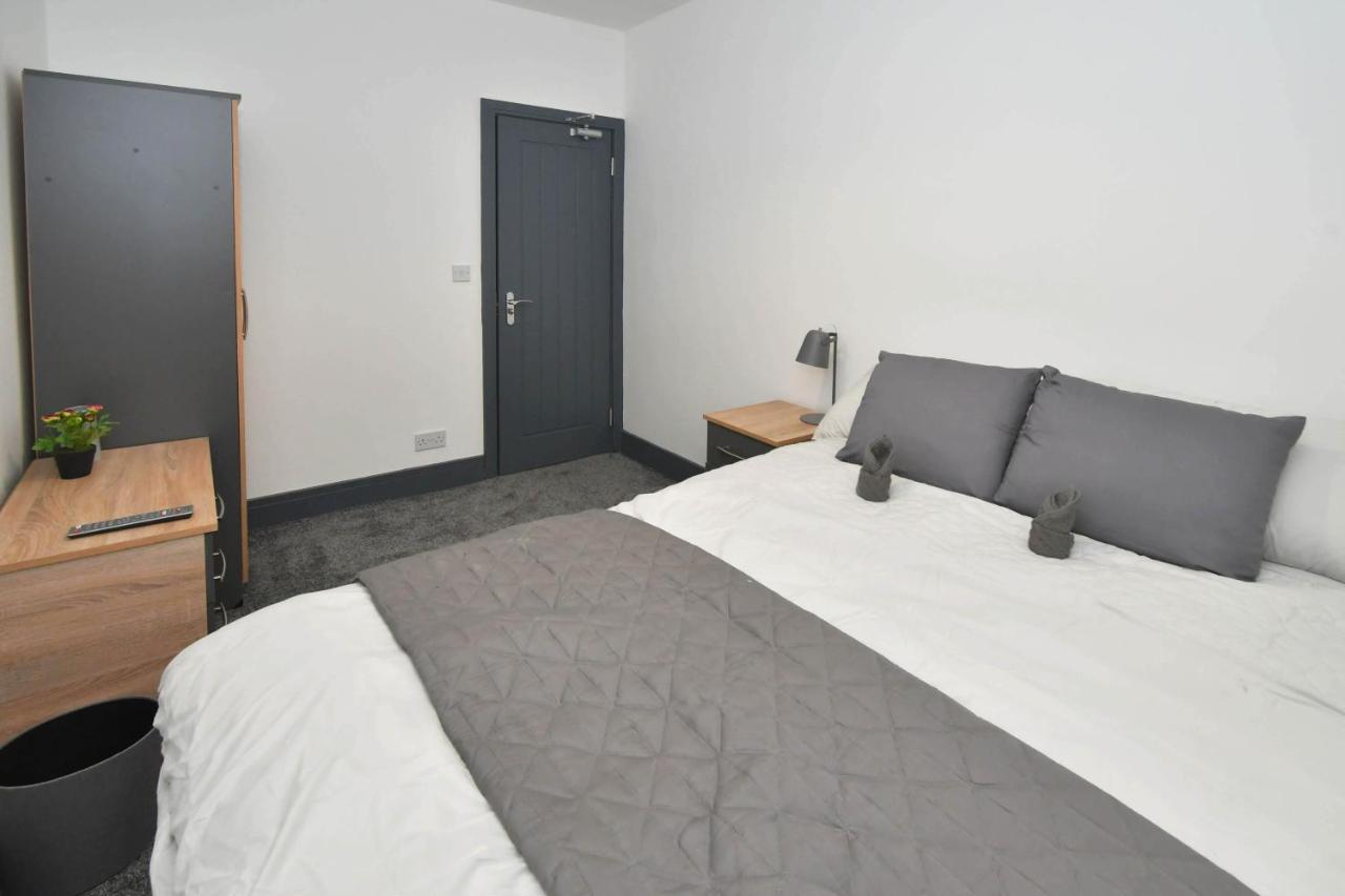 Townhouse @ Princes Road Stoke Exterior photo